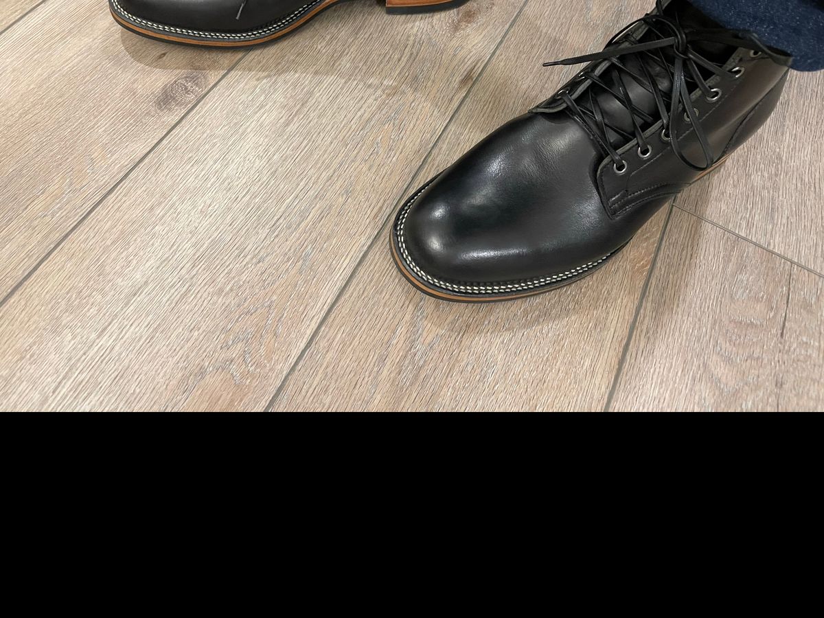 Photo by boot_jay_ on June 19, 2022 of the Viberg Service Boot in Horween Black Chromexcel.