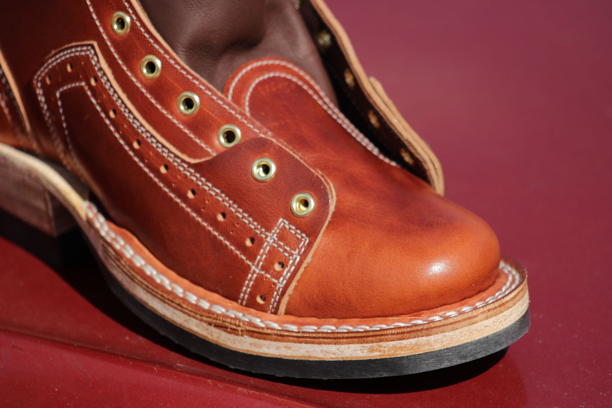 Photo by J.Seven on October 22, 2025 of the Frank's Boots Monkey Boot in Horween Olde English Dublin.