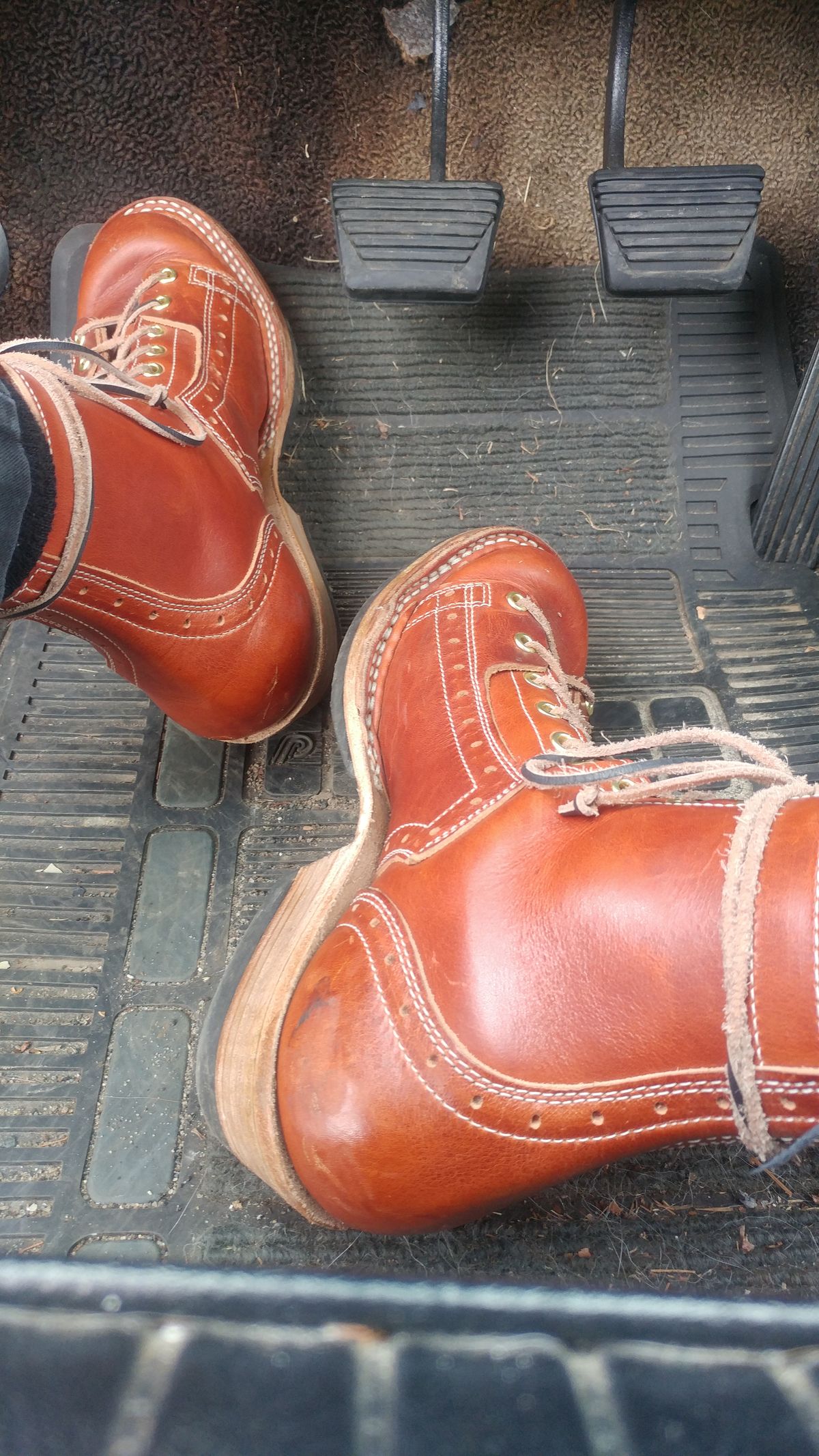 Photo by J.Seven on November 21, 2025 of the Frank's Boots Monkey Boot in Horween Olde English Dublin.