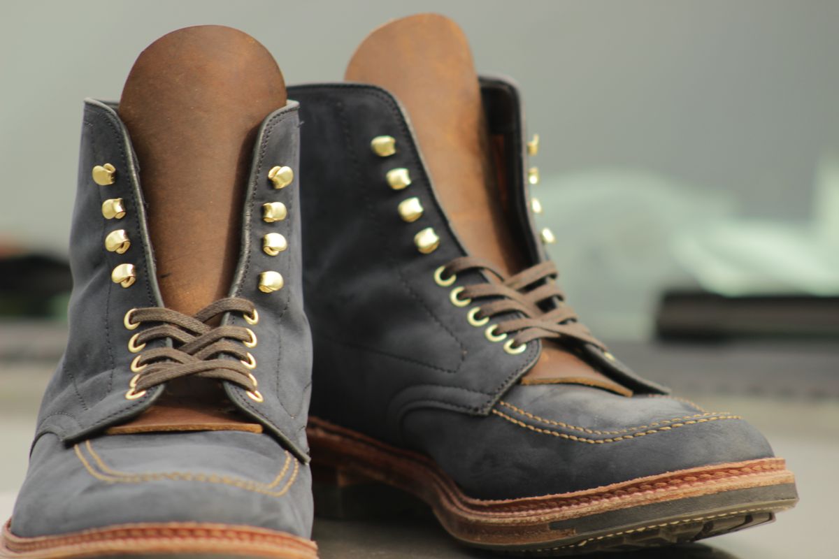 Photo by J.Seven on April 3, 2025 of the Alden Indy Boot in Horween Navy Snuffed Suede.