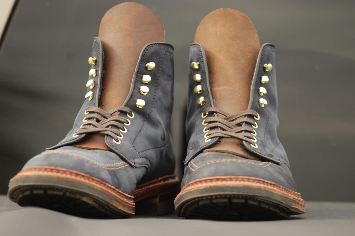 Photo by J.Seven on April 3, 2025 of the Alden Indy Boot in Horween Navy Snuffed Suede.