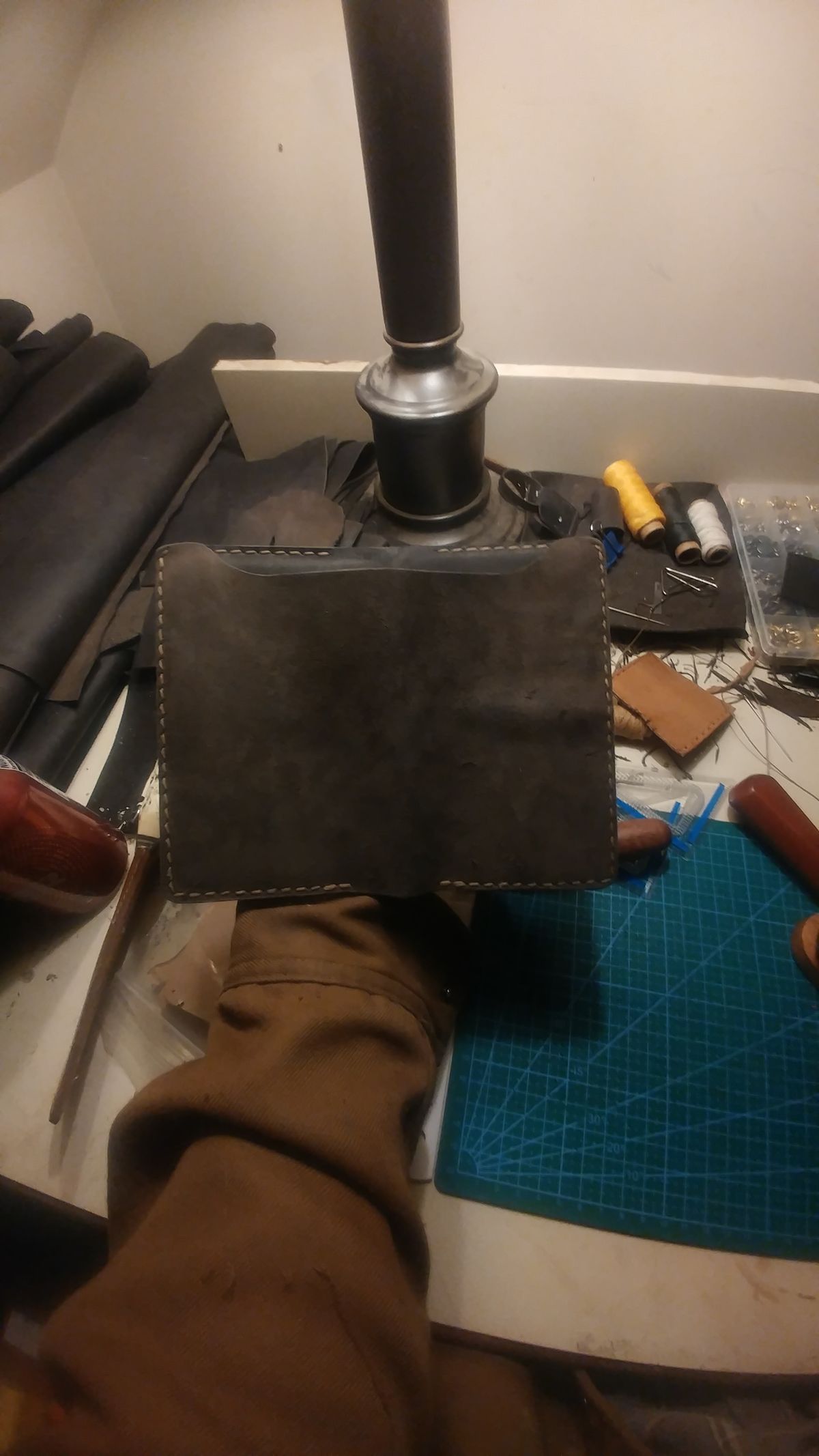 Photo by J.Seven on January 22, 2026 of the Self-Made Field Notes Holder in Horween Black Stampede CXL.