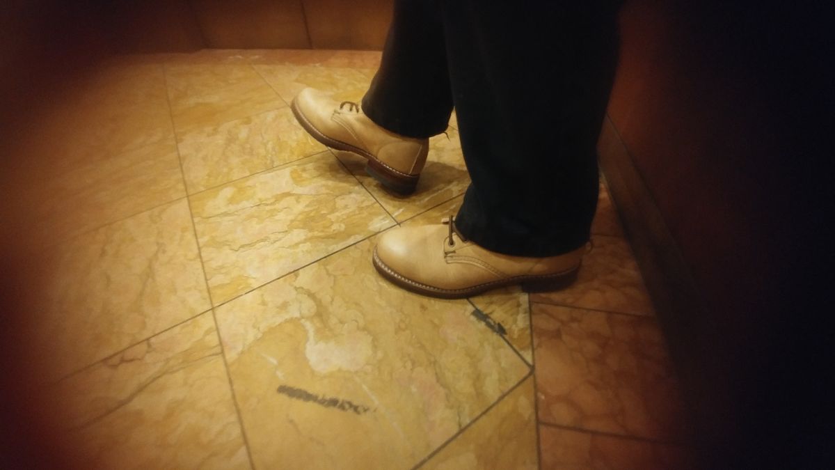 Photo by J.Seven on October 14, 2023 of the Wolverine 1000 Mile Evans Boot in Horween Olive Tanned.