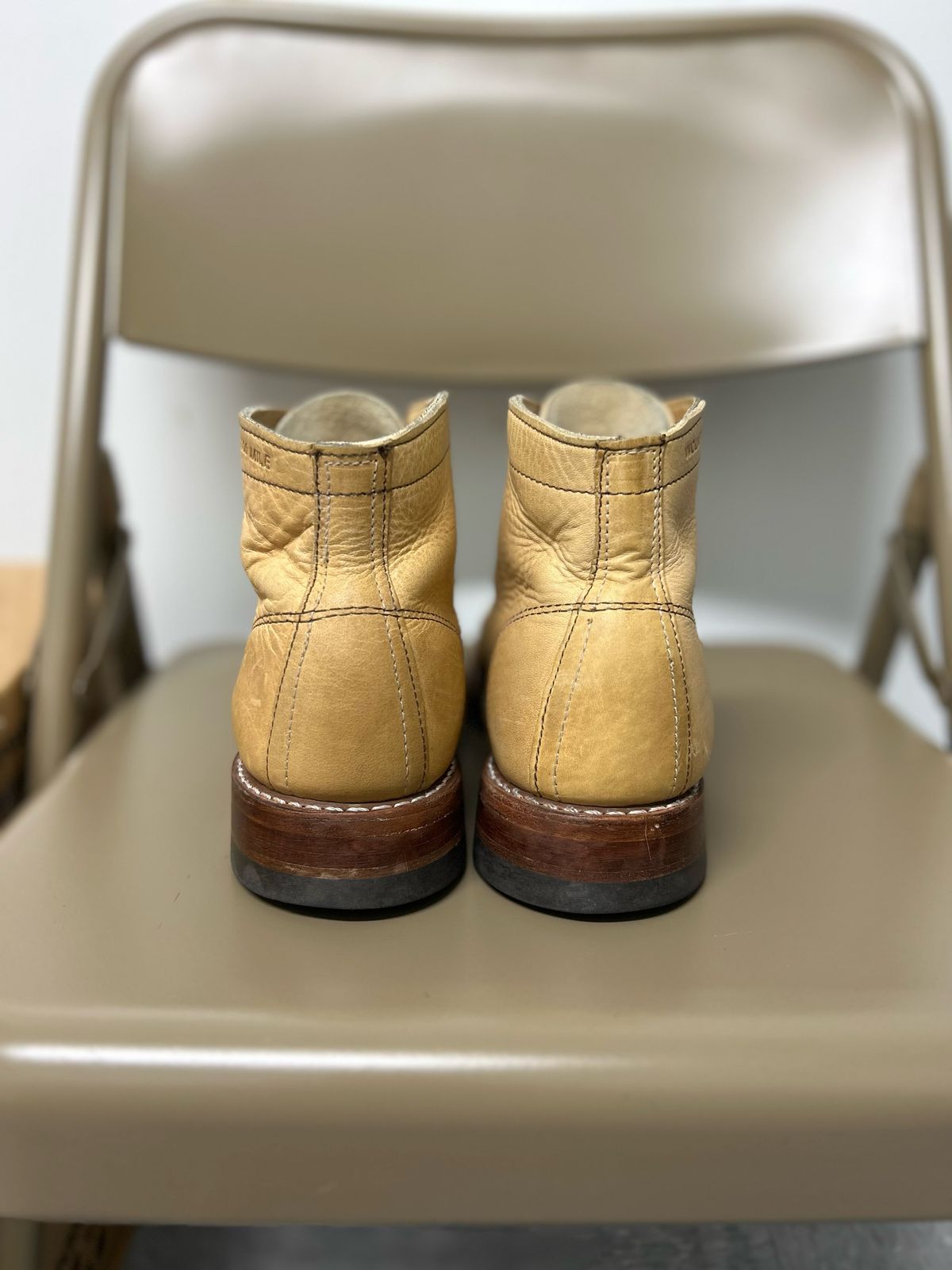 Photo by J.Seven on November 8, 2023 of the Wolverine 1000 Mile Evans Boot in Horween Olive Tanned.
