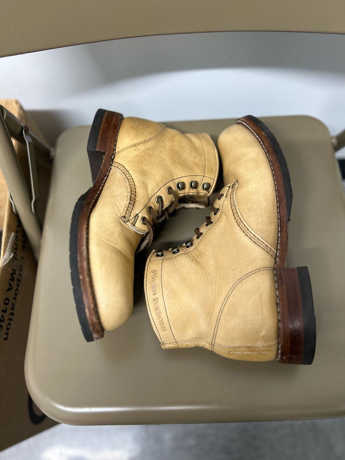 Photo by J.Seven on November 8, 2023 of the Wolverine 1000 Mile Evans Boot in Horween Olive Tanned.