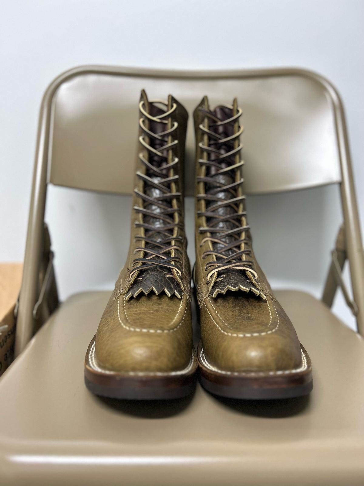 Photo by J.Seven on November 9, 2023 of the Nicks MTO in Law Tanning Olive Smooth Shruken Bison.