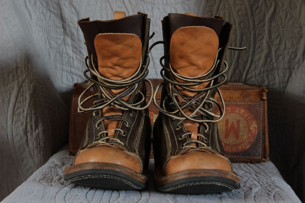 Photo by J.Seven on November 6, 2024 of the Frank's Boots Monkey Boot in Horween Cinnamon Waxed Flesh & Wickett & Craig Russet Traditional Harness.