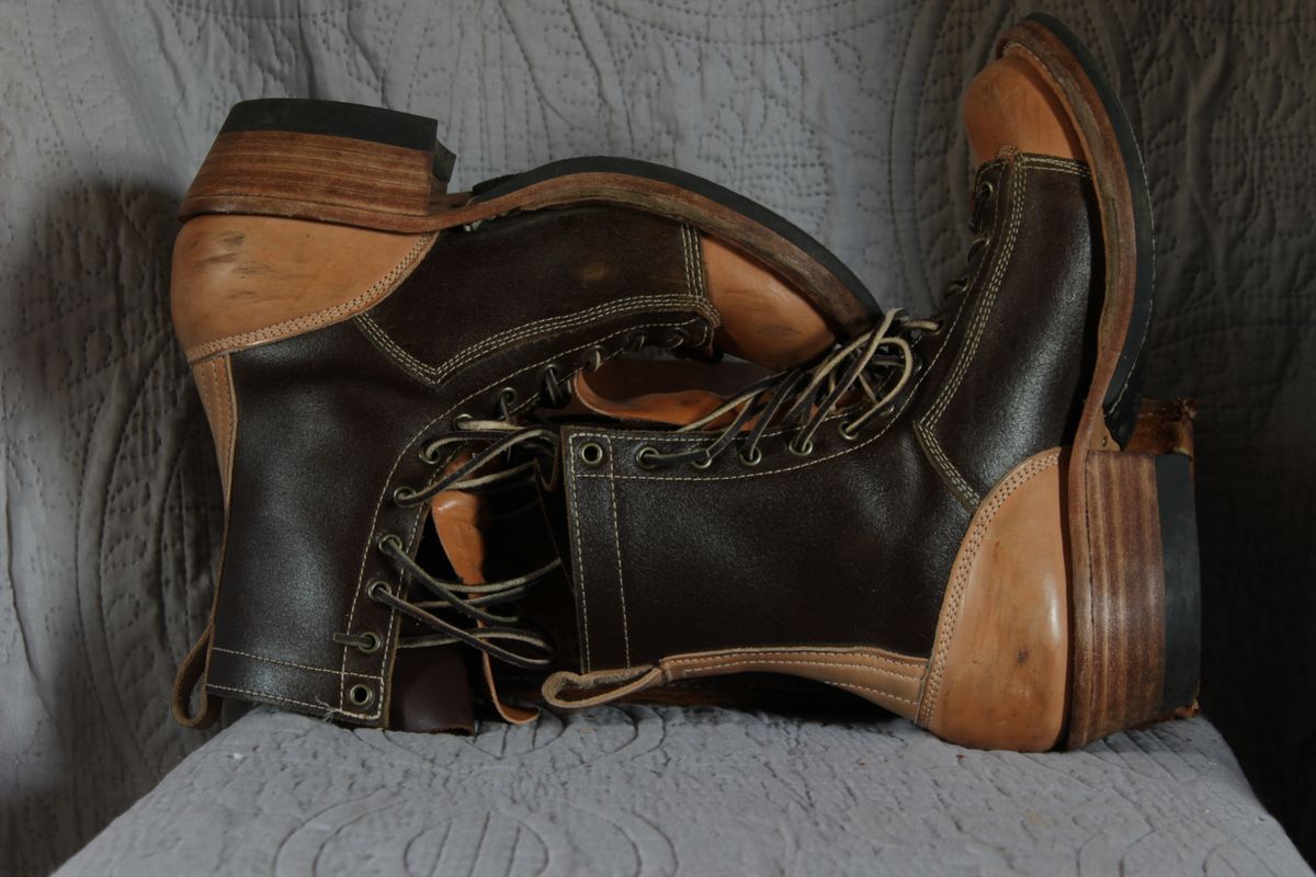 Photo by J.Seven on November 6, 2024 of the Frank's Boots Monkey Boot in Horween Cinnamon Waxed Flesh & Wickett & Craig Russet Traditional Harness.