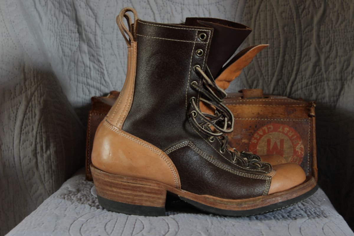 Photo by J.Seven on November 6, 2024 of the Frank's Boots Monkey Boot in Horween Cinnamon Waxed Flesh & Wickett & Craig Russet Traditional Harness.