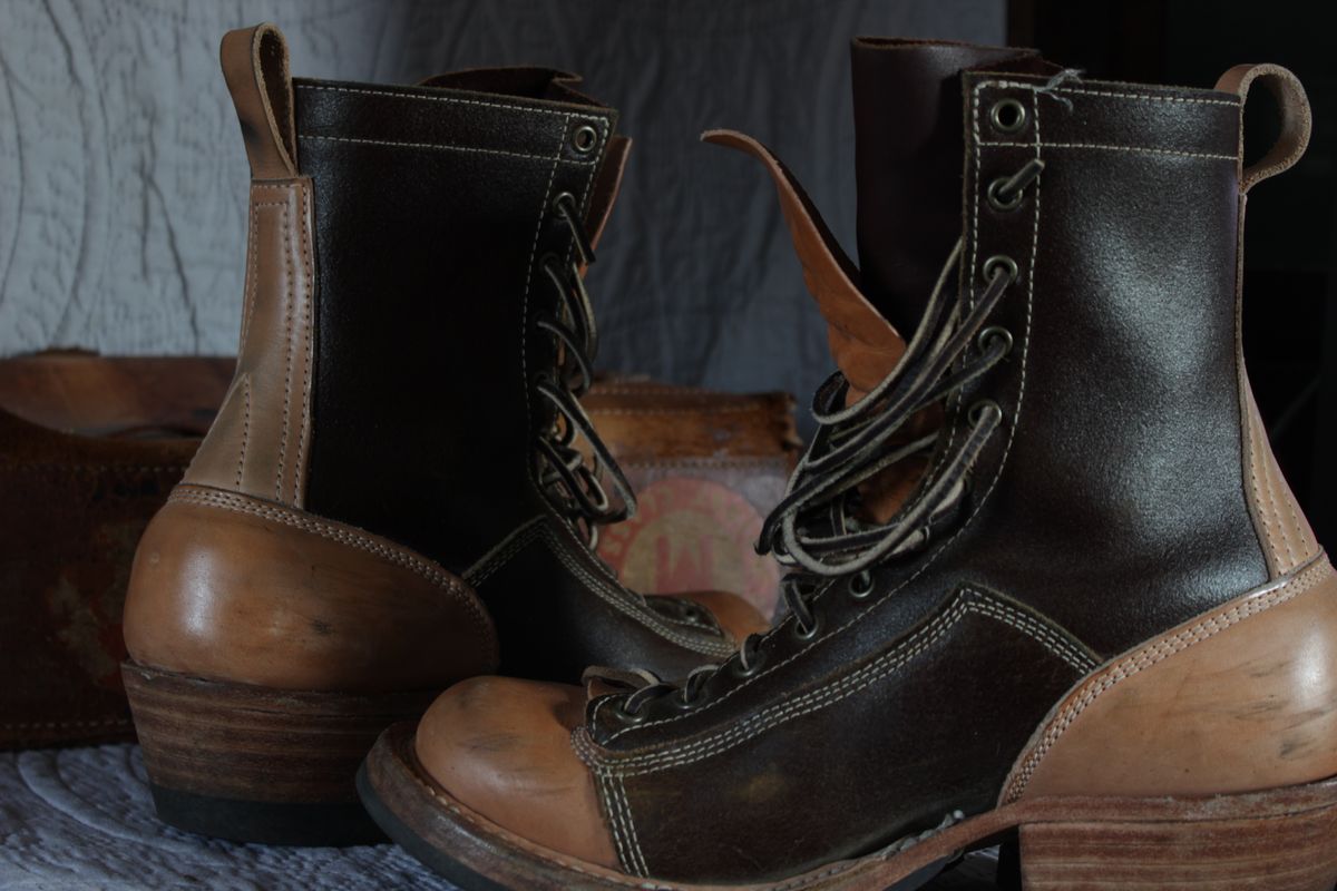Photo by J.Seven on October 29, 2024 of the Frank's Boots Monkey Boot in Horween Cinnamon Waxed Flesh & Wickett & Craig Russet Traditional Harness.
