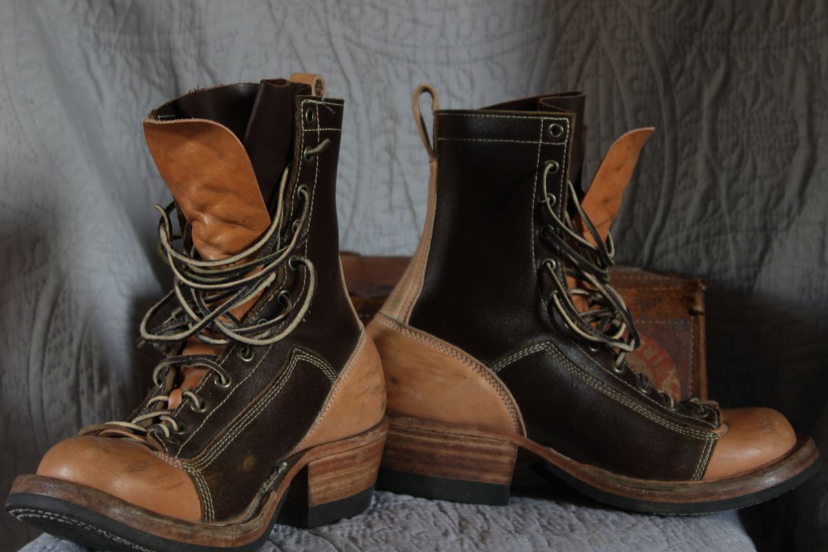 Photo by J.Seven on October 29, 2024 of the Frank's Boots Monkey Boot in Horween Cinnamon Waxed Flesh & Wickett & Craig Russet Traditional Harness.