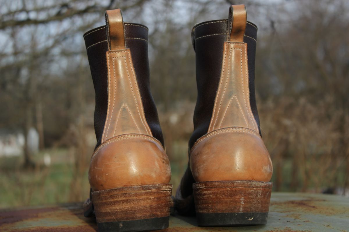 Photo by J.Seven on December 17, 2024 of the Frank's Boots Monkey Boot in Horween Cinnamon Waxed Flesh & Wickett & Craig Russet Traditional Harness.