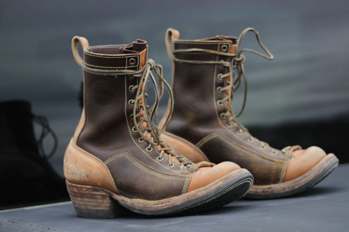 Photo by J.Seven on March 6, 2025 of the Frank's Boots Monkey Boot in Horween Cinnamon Waxed Flesh & Wickett & Craig Russet Traditional Harness.