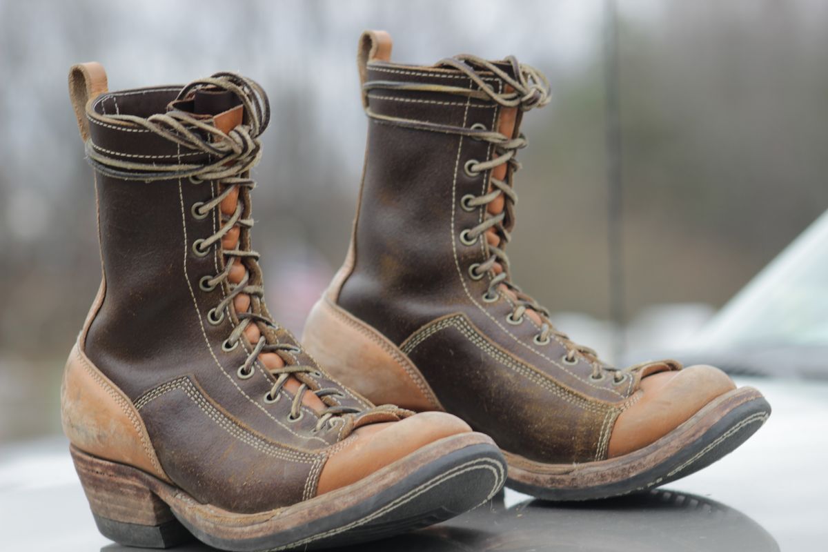 Photo by J.Seven on March 6, 2025 of the Frank's Boots Monkey Boot in Horween Cinnamon Waxed Flesh & Wickett & Craig Russet Traditional Harness.