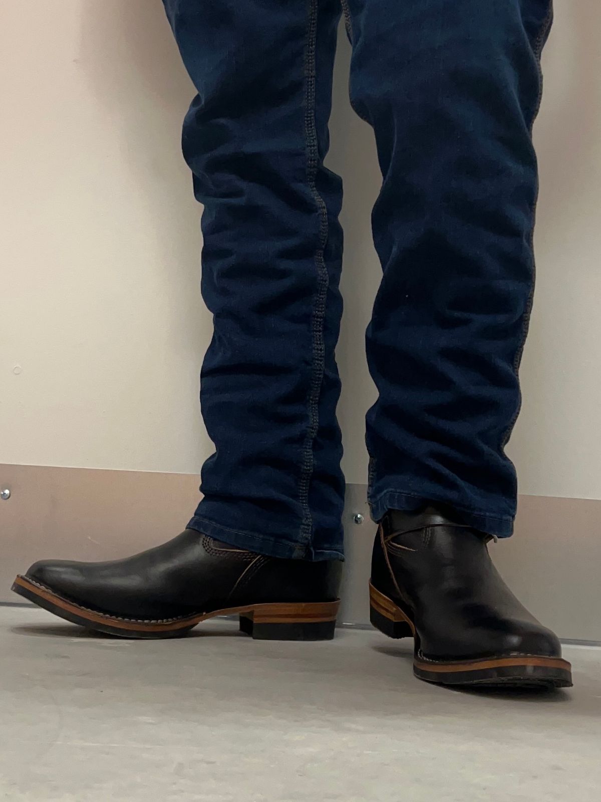 Photo by twigglekitty73 on October 2, 2023 of the Wesco Mister Lou in Horween Black Chromexcel Horsehide.