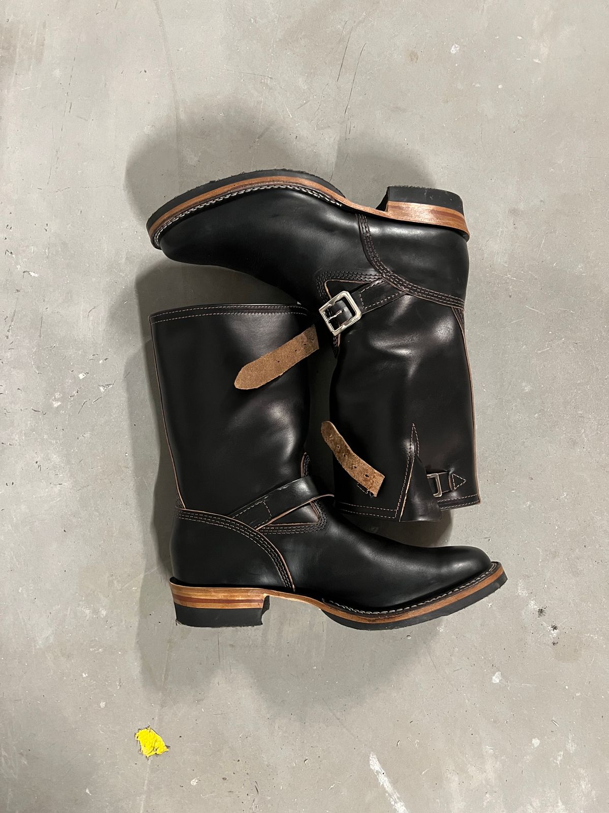 Photo by twigglekitty73 on October 2, 2023 of the Wesco Mister Lou in Horween Black Chromexcel Horsehide.