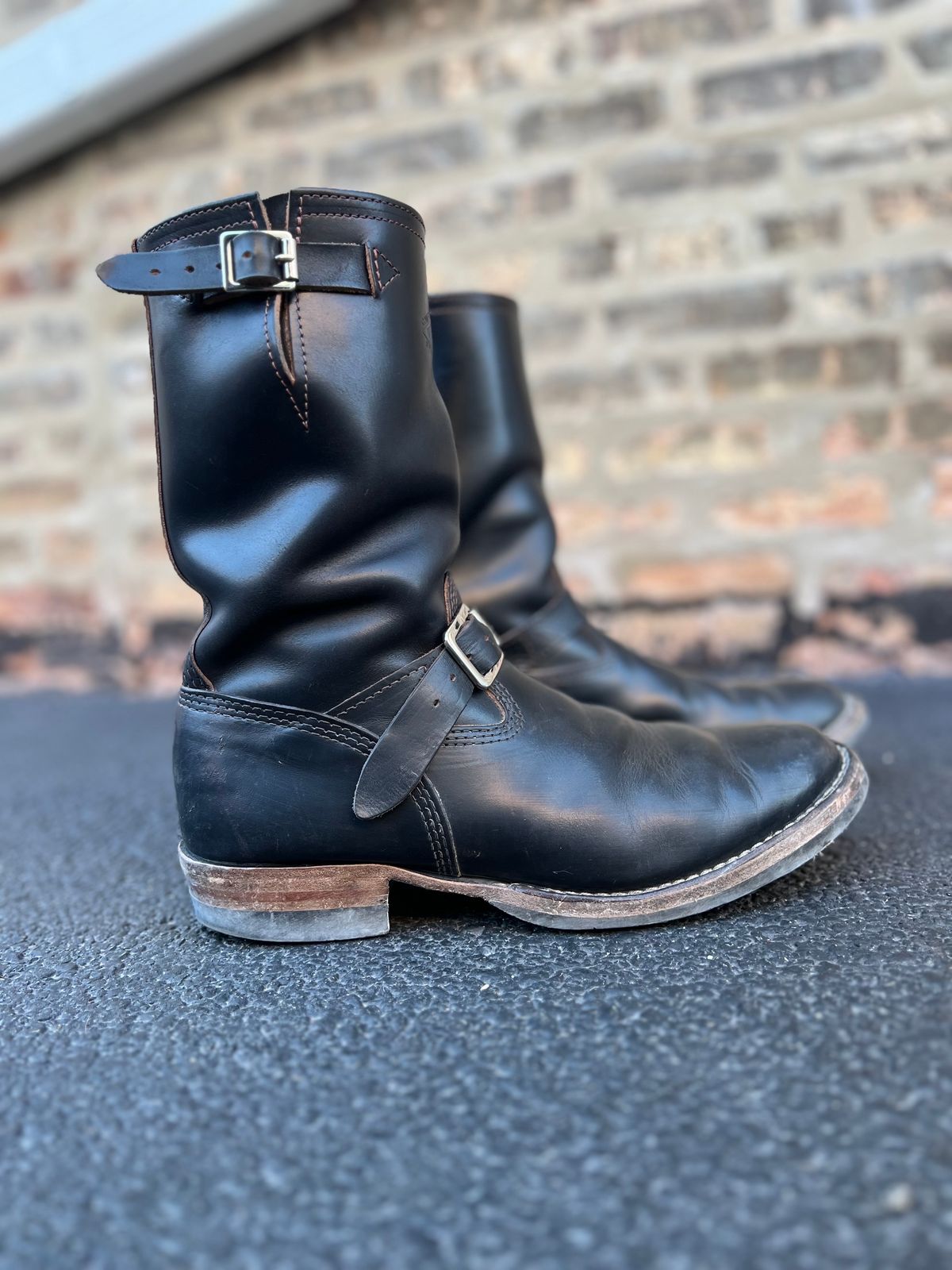 Photo by twigglekitty73 on February 2, 2024 of the Wesco Mister Lou in Horween Black Chromexcel Horsehide.