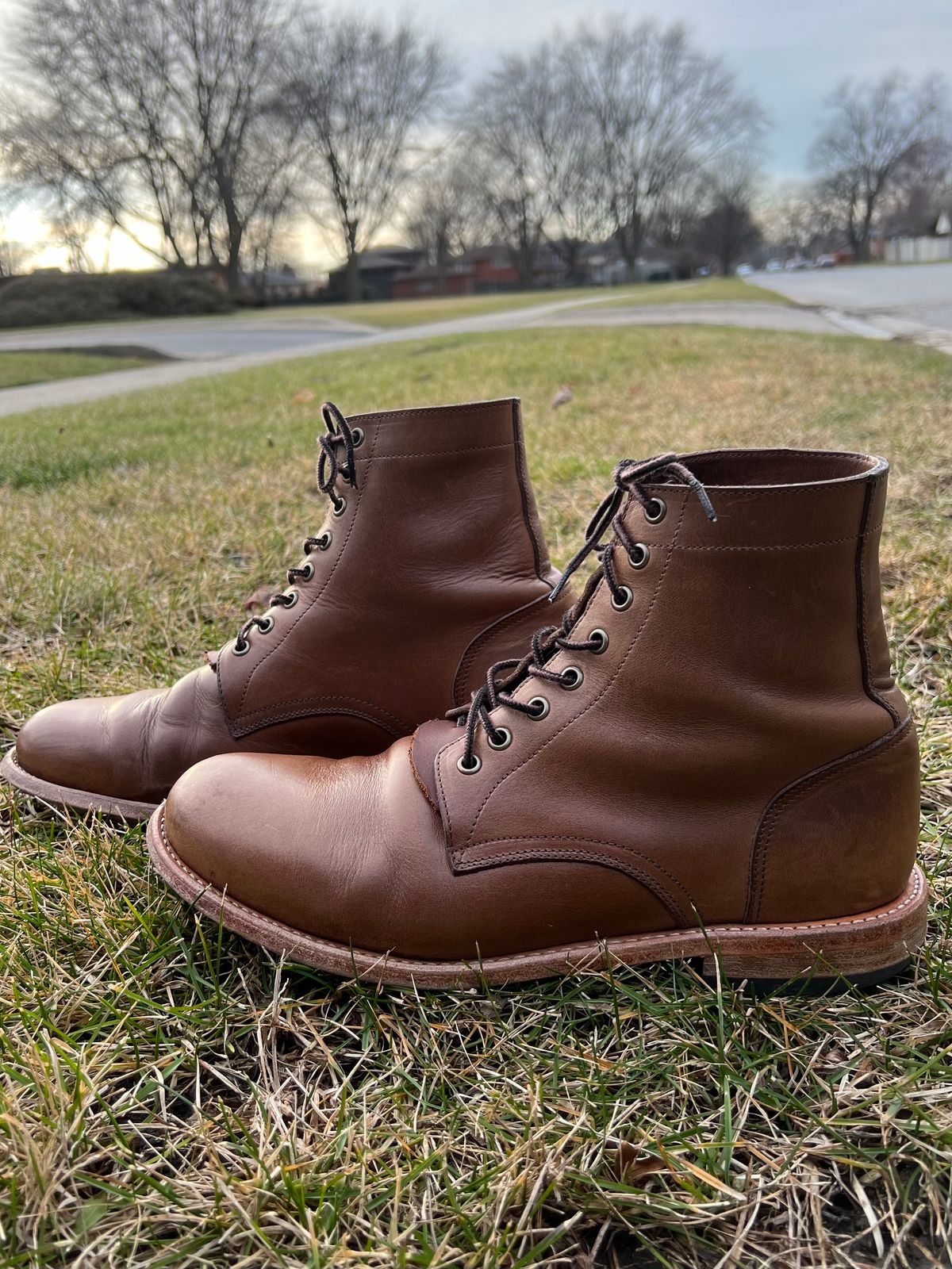 Photo by twigglekitty73 on January 1, 2024 of the Oak Street Bootmakers Trench Boot in Horween Natural Chromexcel.