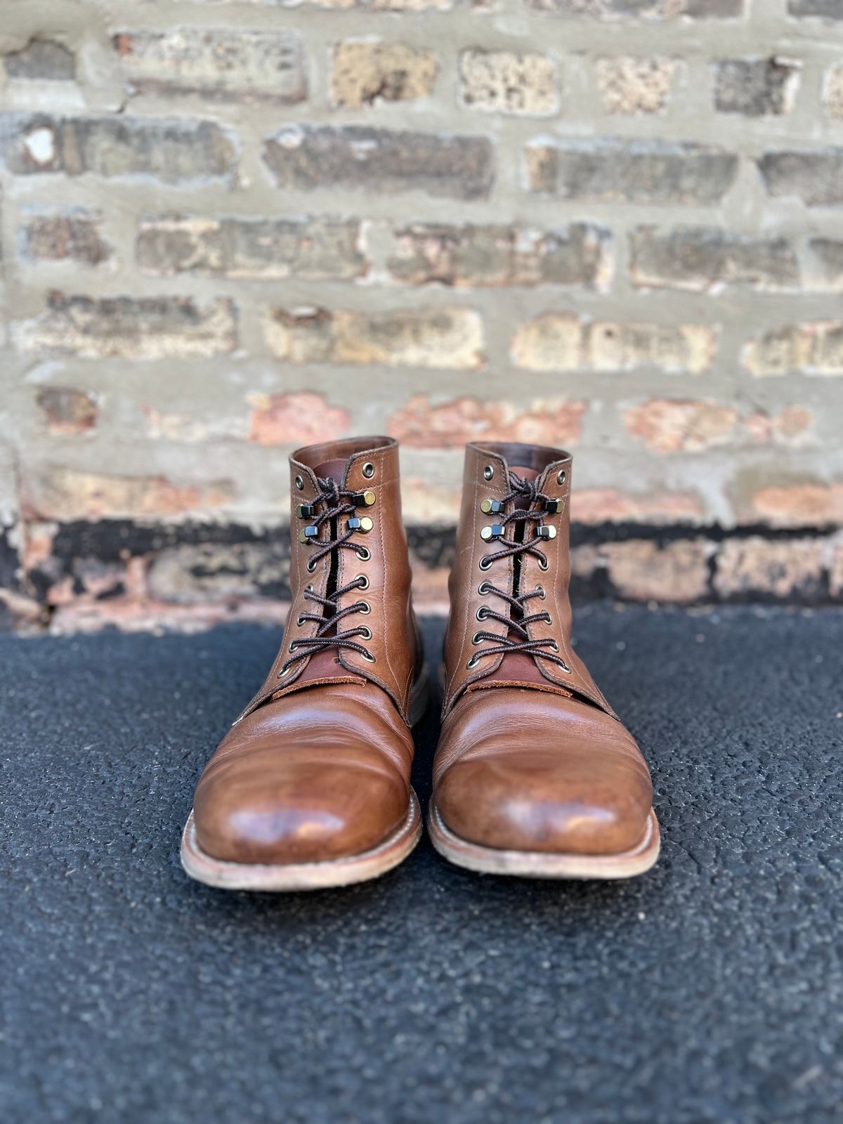 Photo by twigglekitty73 on February 2, 2024 of the Oak Street Bootmakers Trench Boot in Horween Natural Chromexcel.