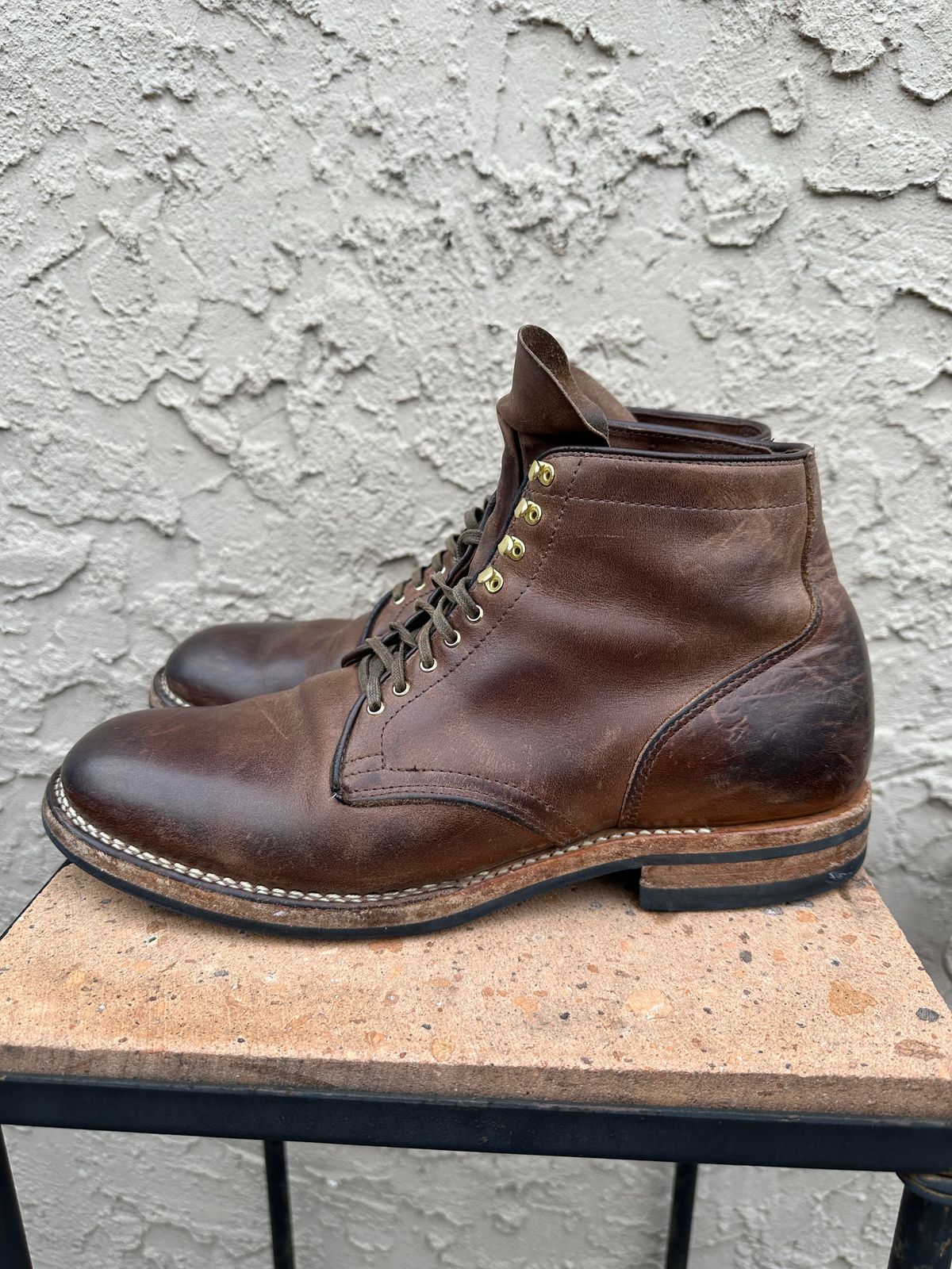 Photo by AGold on January 5, 2023 of the Viberg Service Boot in Horween Natural Chromexcel.