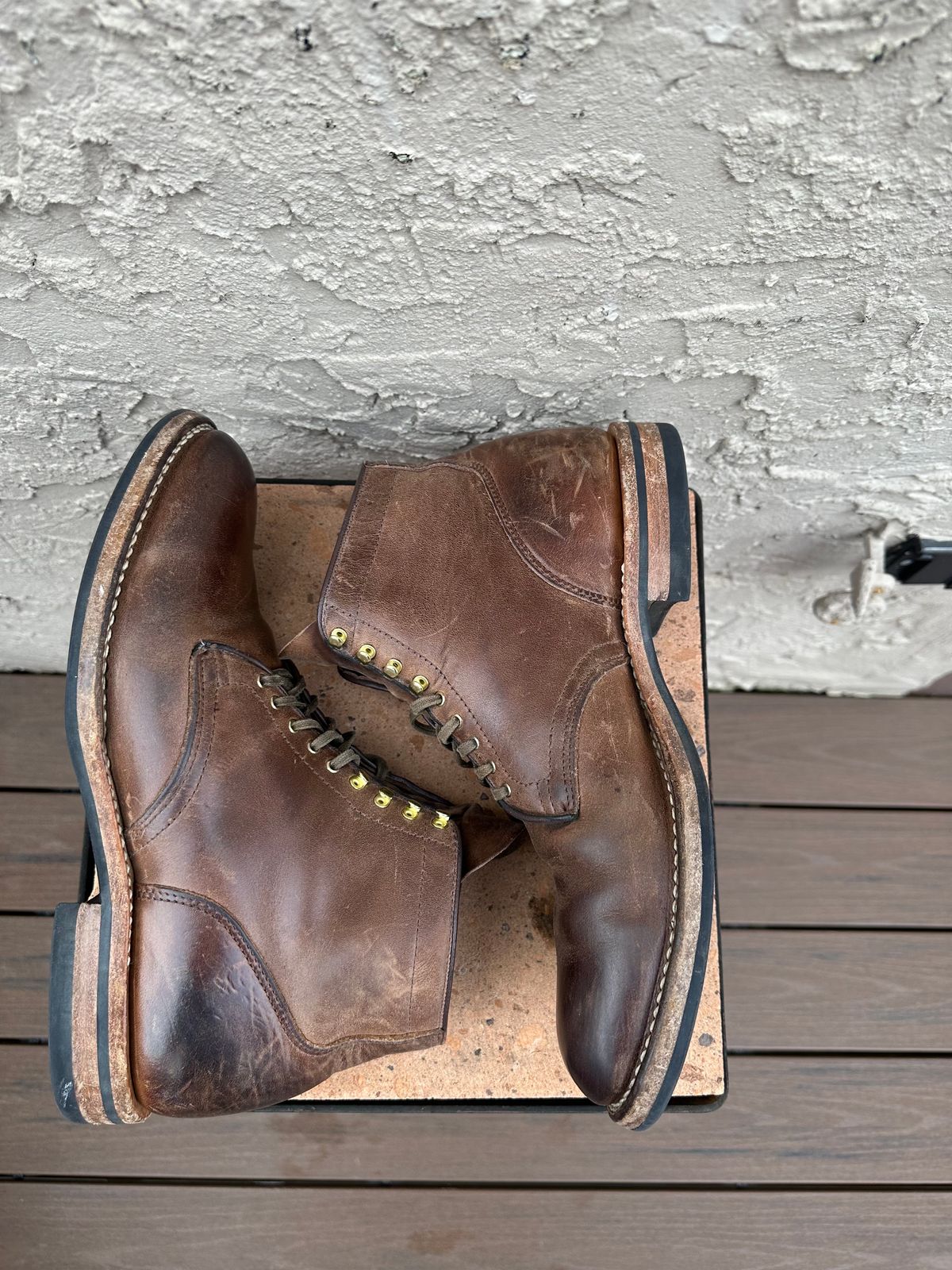Photo by AGold on January 5, 2023 of the Viberg Service Boot in Horween Natural Chromexcel.