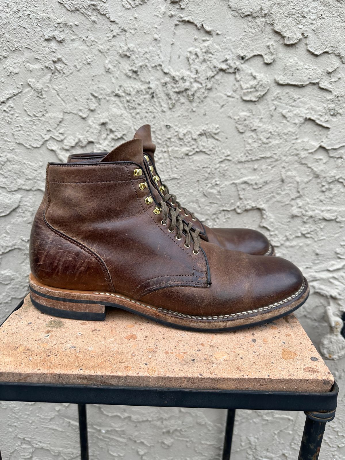 Photo by AGold on January 5, 2023 of the Viberg Service Boot in Horween Natural Chromexcel.