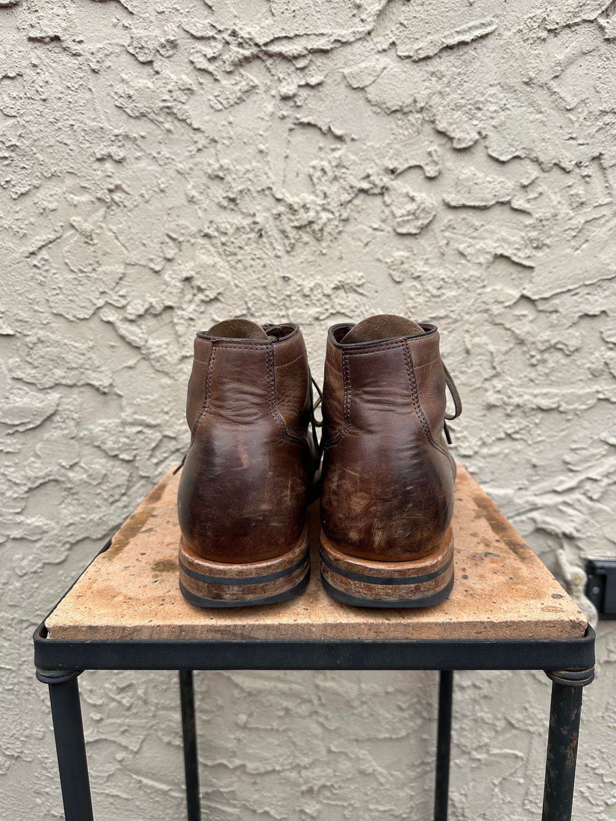 Photo by AGold on March 2, 2023 of the Viberg Service Boot in Horween Natural Chromexcel.