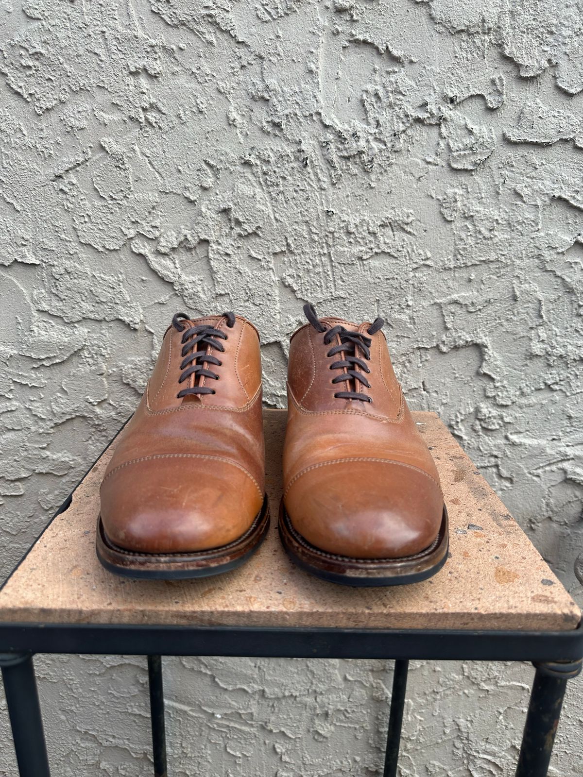 Photo by AGold on November 1, 2022 of the Viberg Bastion Oxford in Horween Natural Shell Cordovan.