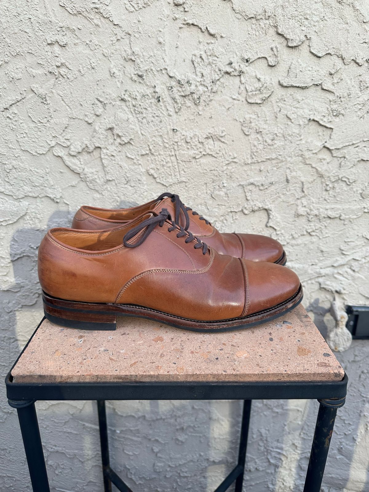 Photo by AGold on December 2, 2022 of the Viberg Bastion Oxford in Horween Natural Shell Cordovan.