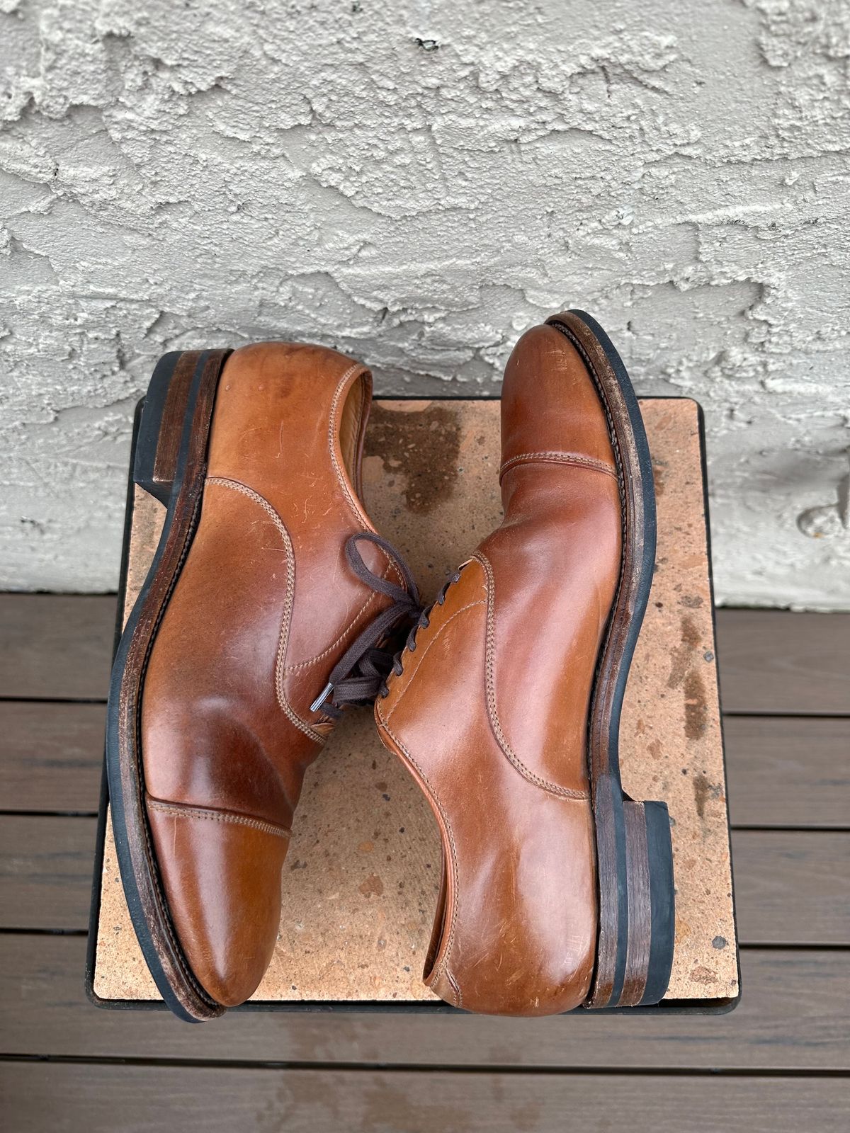 Photo by AGold on January 5, 2023 of the Viberg Bastion Oxford in Horween Natural Shell Cordovan.