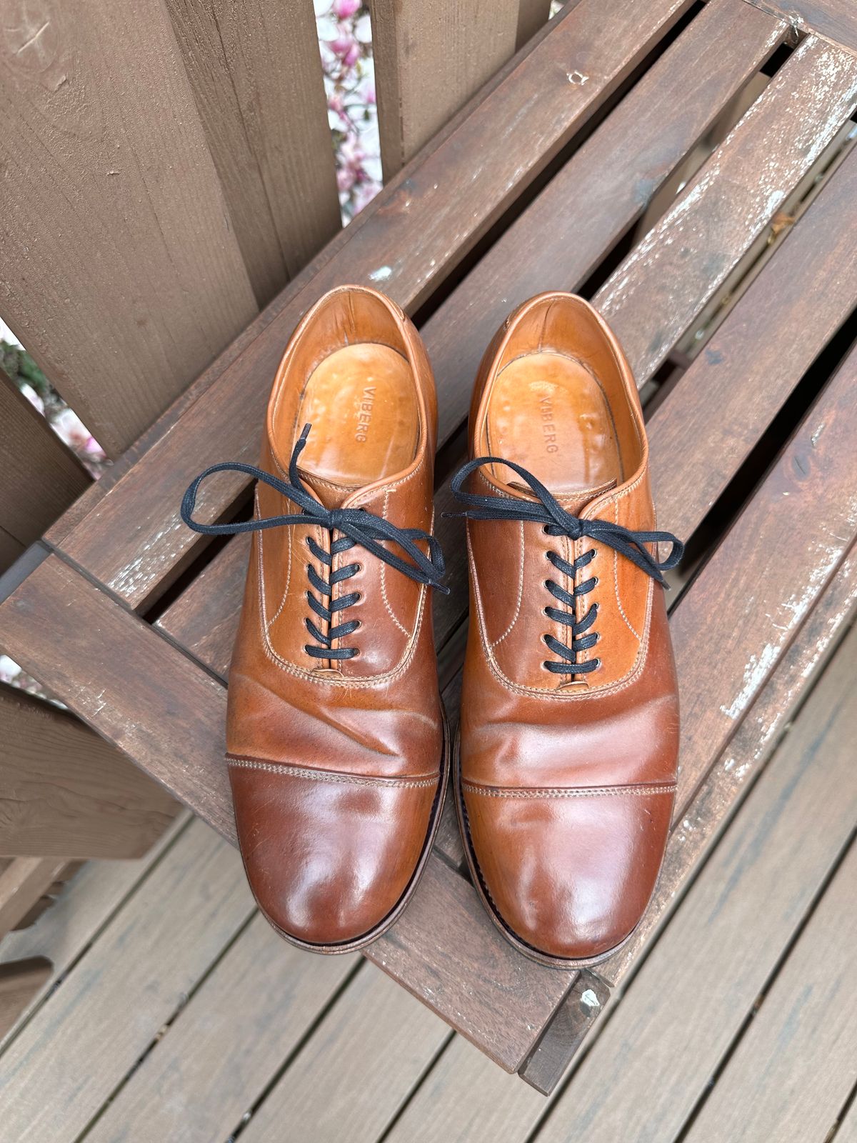 Photo by AGold on April 3, 2023 of the Viberg Bastion Oxford in Horween Natural Shell Cordovan.