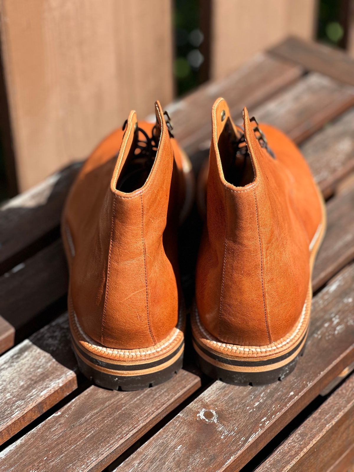 Photo by AGold on October 5, 2023 of the Grant Stone Edward Boot in Incas Rust Kangaroo.