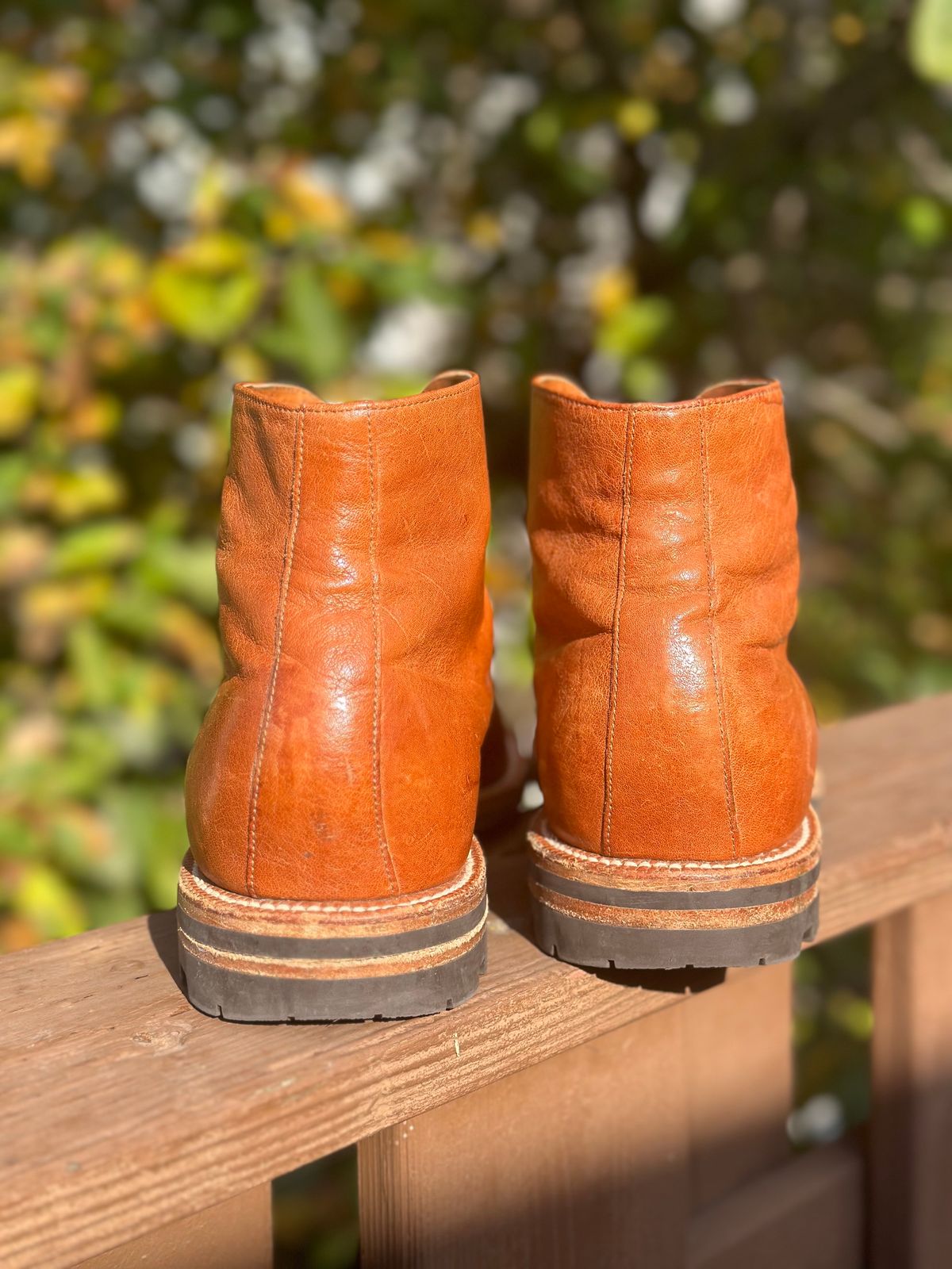 Photo by AGold on November 1, 2023 of the Grant Stone Edward Boot in Incas Rust Kangaroo.