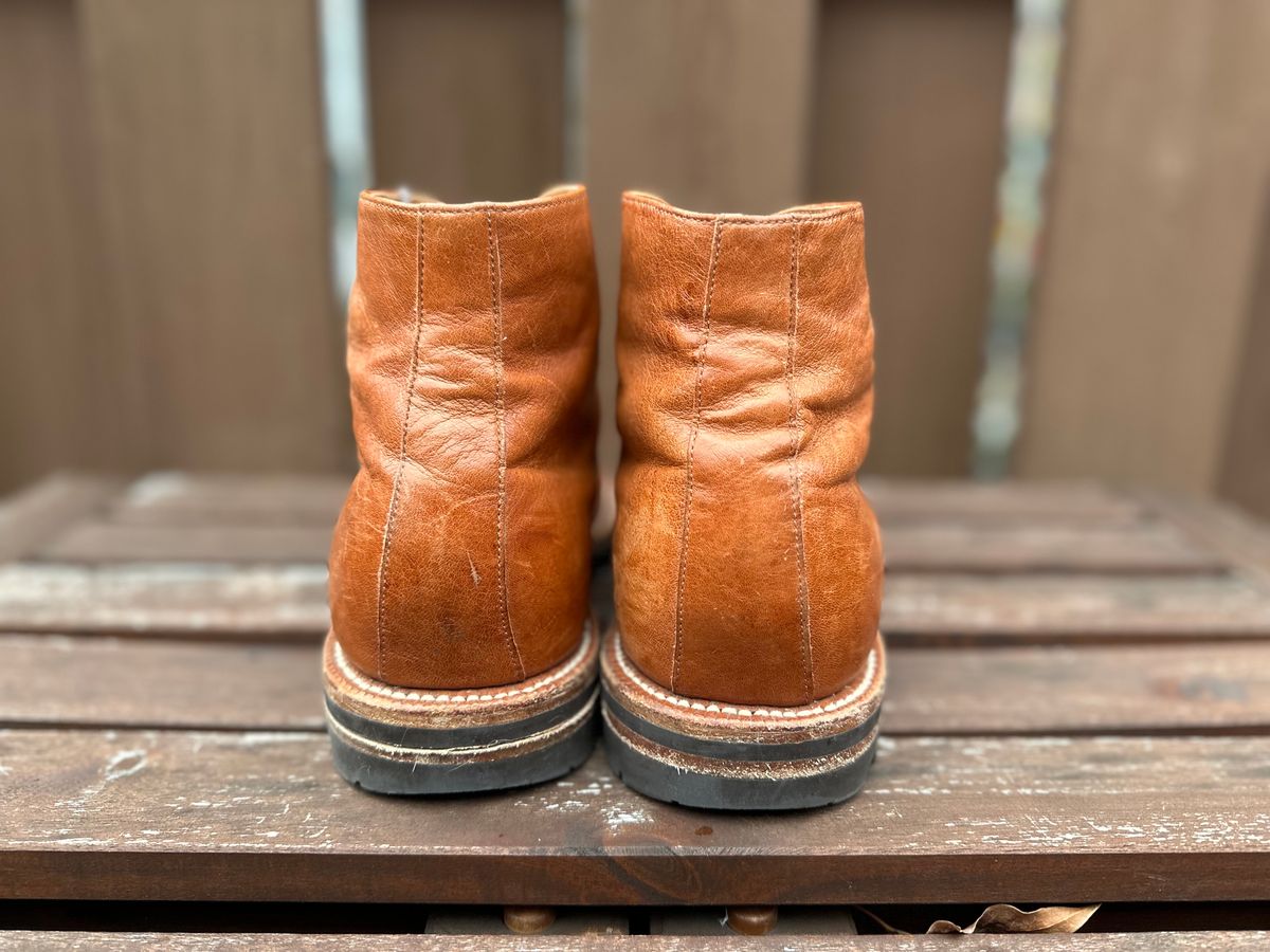Photo by AGold on December 1, 2023 of the Grant Stone Edward Boot in Incas Rust Kangaroo.