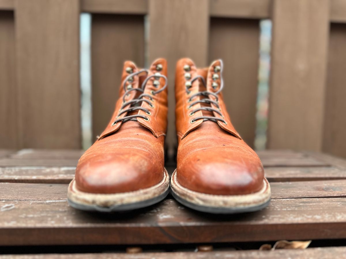 Photo by AGold on December 1, 2023 of the Grant Stone Edward Boot in Incas Rust Kangaroo.