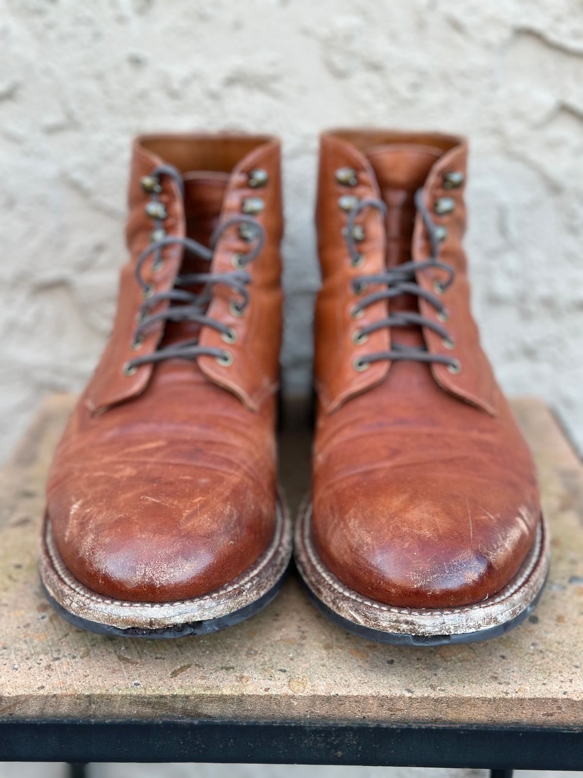 Photo by AGold on January 5, 2024 of the Grant Stone Edward Boot in Incas Rust Kangaroo.