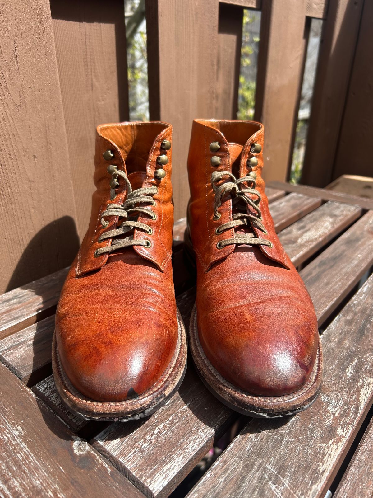 Photo by AGold on April 5, 2024 of the Grant Stone Edward Boot in Incas Rust Kangaroo.