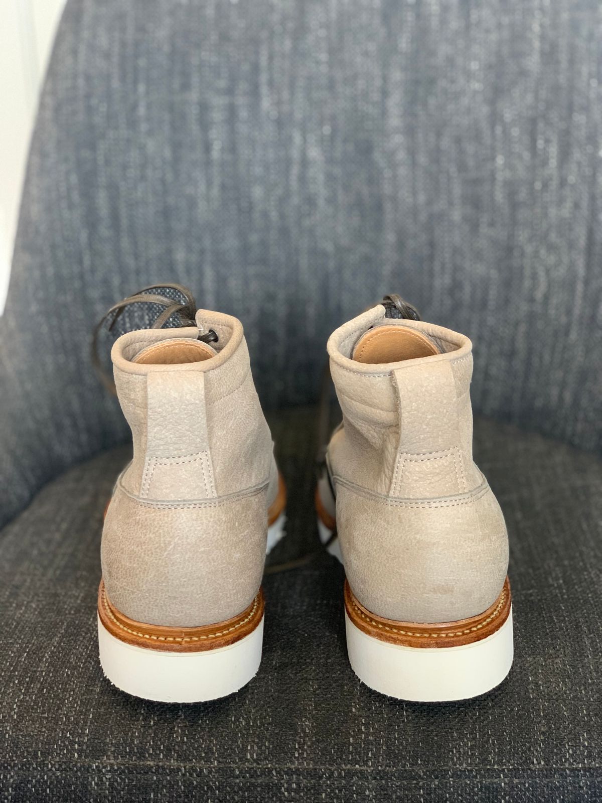 Photo by lonewolfpacman on November 1, 2023 of the Viberg Scout Boot in C.F. Stead Nomad Bokhara Nubuck.
