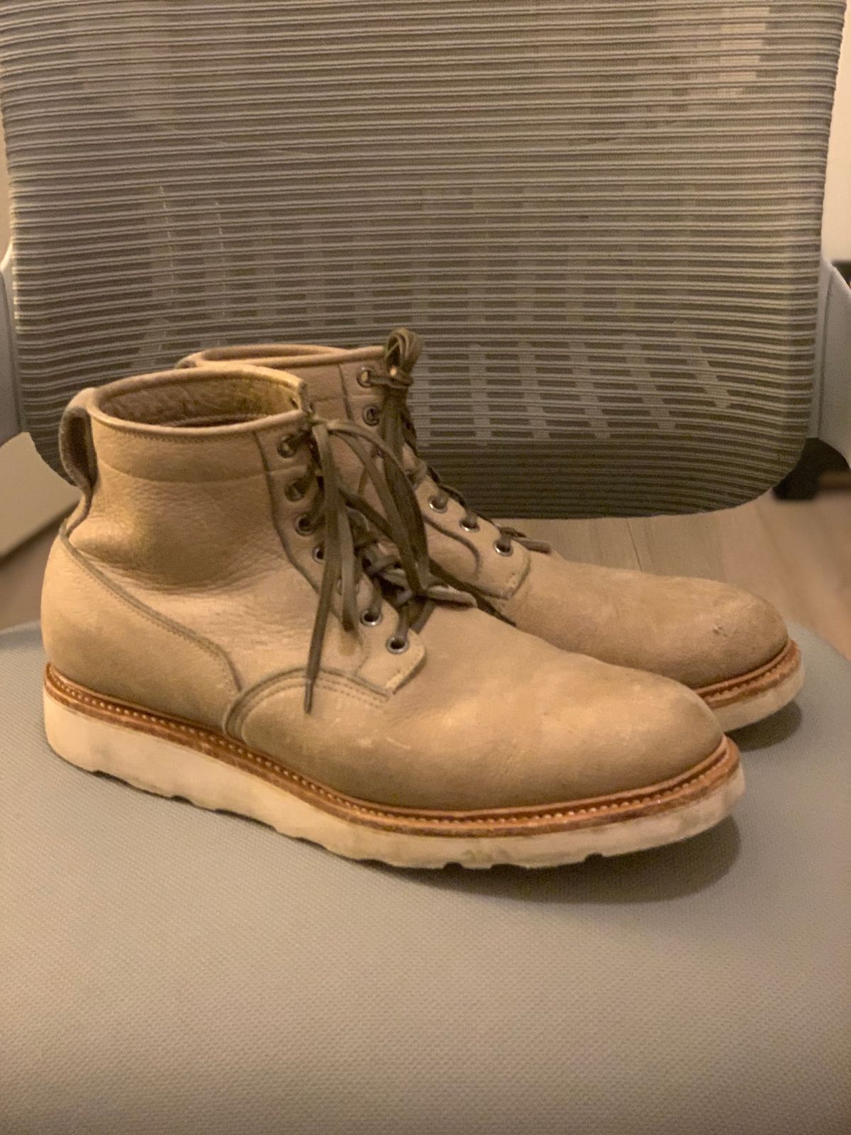 Photo by lonewolfpacman on February 6, 2024 of the Viberg Scout Boot in C.F. Stead Nomad Bokhara Nubuck.