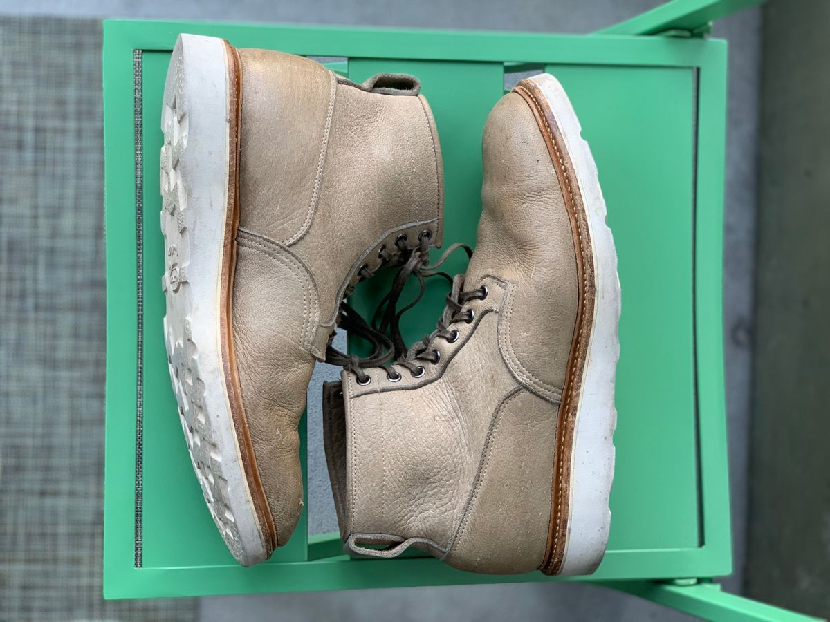 Photo by lonewolfpacman on April 2, 2024 of the Viberg Scout Boot in C.F. Stead Nomad Bokhara Nubuck.
