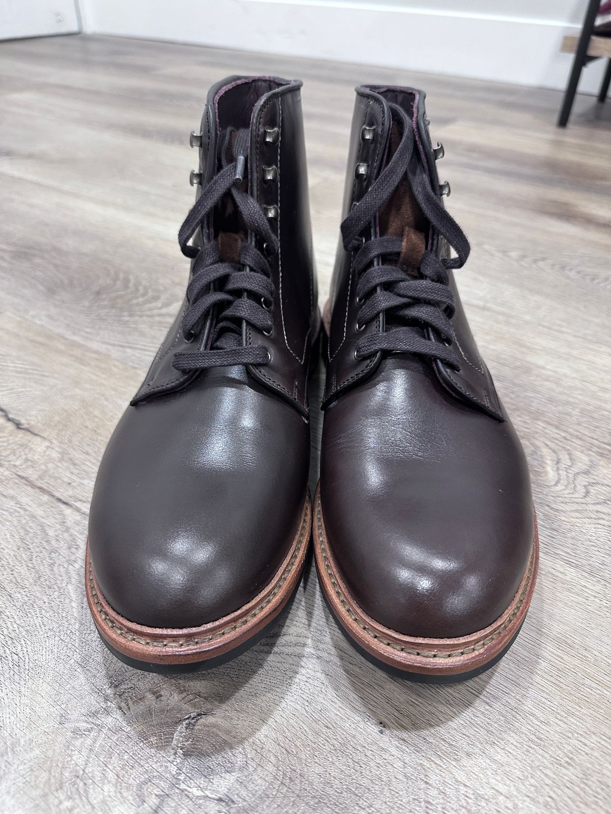 Photo by worldtraveler on October 1, 2024 of the Allen Edmonds Higgins Mill in Coffee Calfskin.