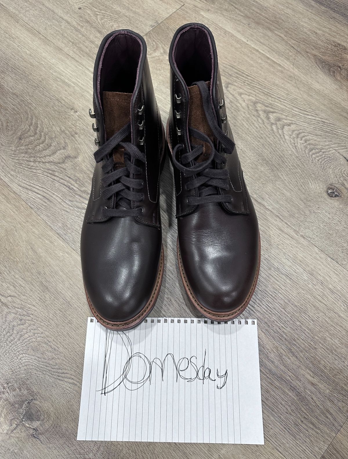 Photo by worldtraveler on October 1, 2024 of the Allen Edmonds Higgins Mill in Coffee Calfskin.