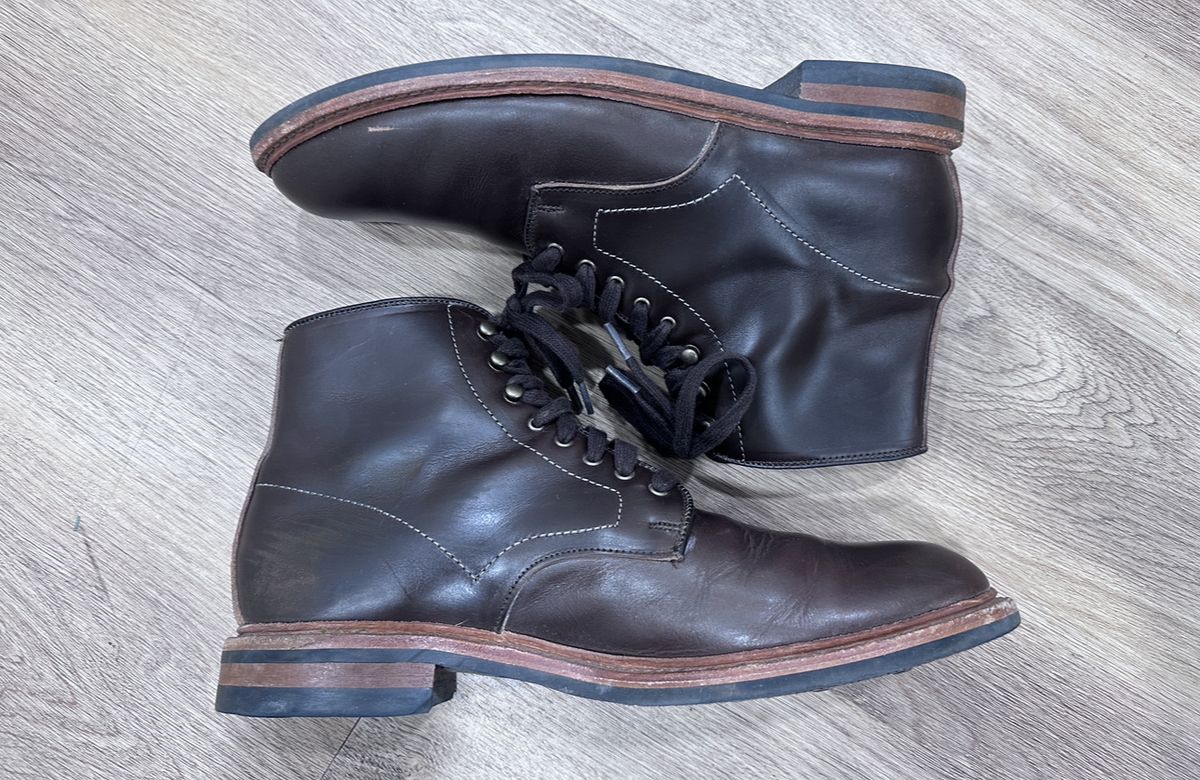 Photo by worldtraveler on November 5, 2024 of the Allen Edmonds Higgins Mill in Coffee Calfskin.