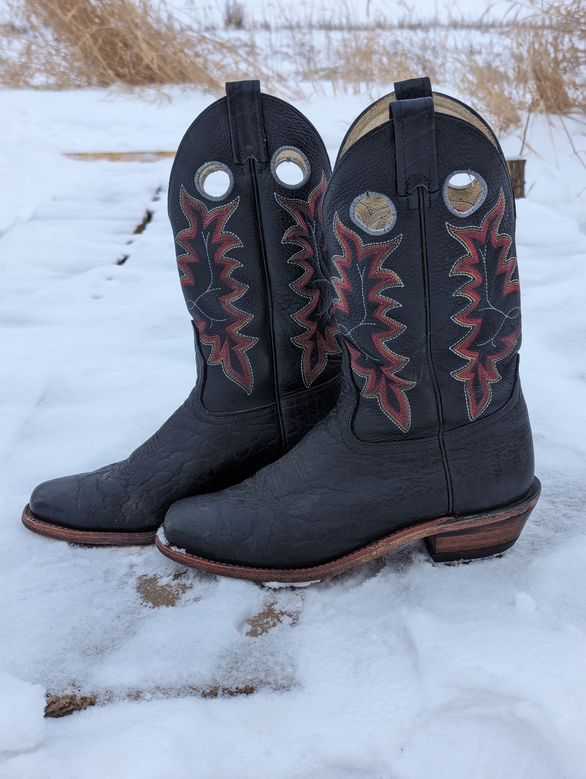 Photo by zangazanga on March 1, 2024 of the Canada West Boots Brahma 6563-6 in Unknown Leather.