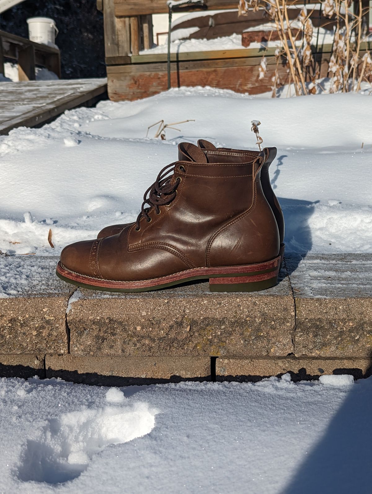 Photo by zangazanga on December 1, 2022 of the Jakkrabbits Service Boot in Horween Olive Chromexcel.