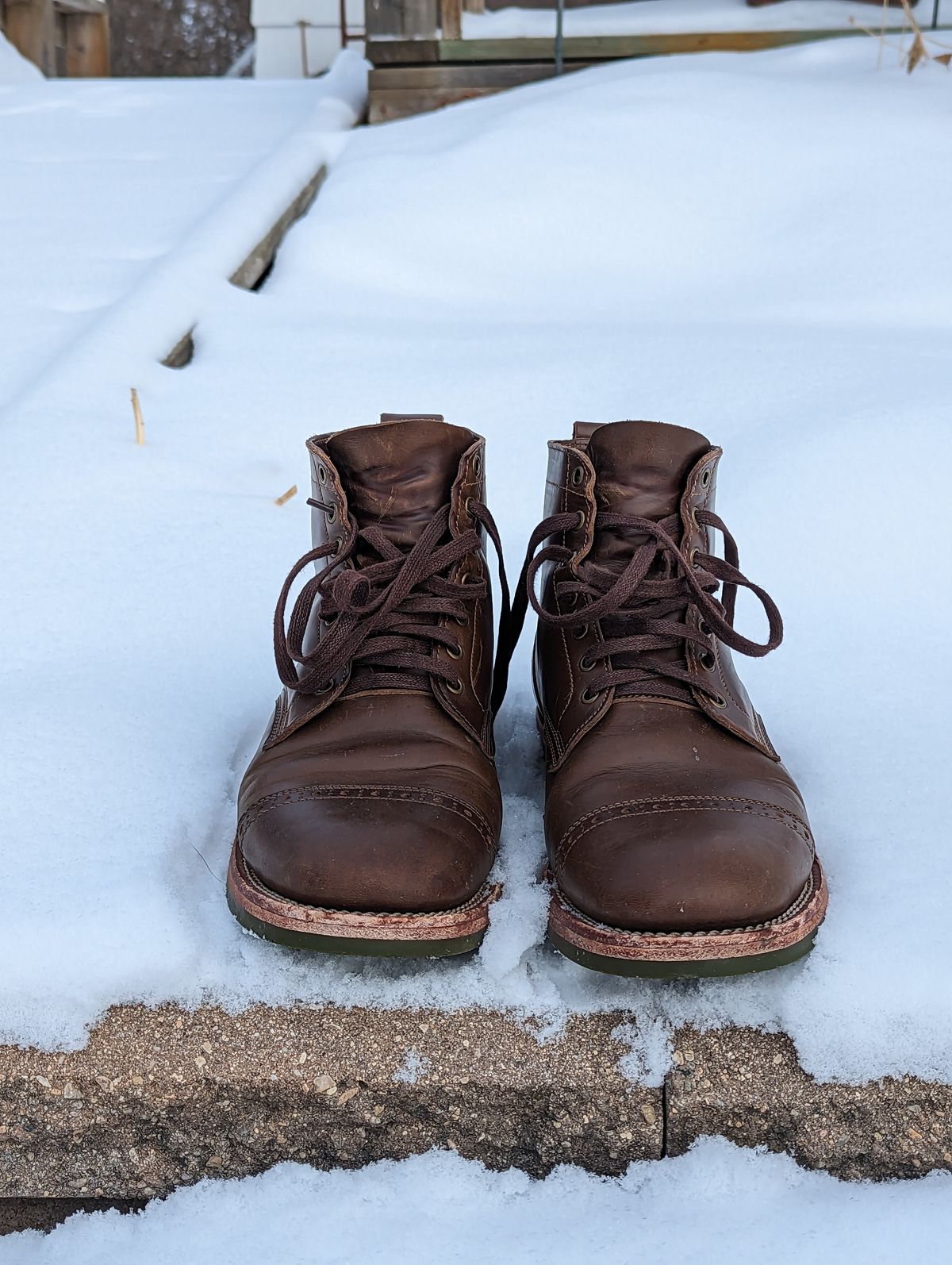 Photo by zangazanga on February 2, 2023 of the Jakkrabbits Service Boot in Horween Olive Chromexcel.