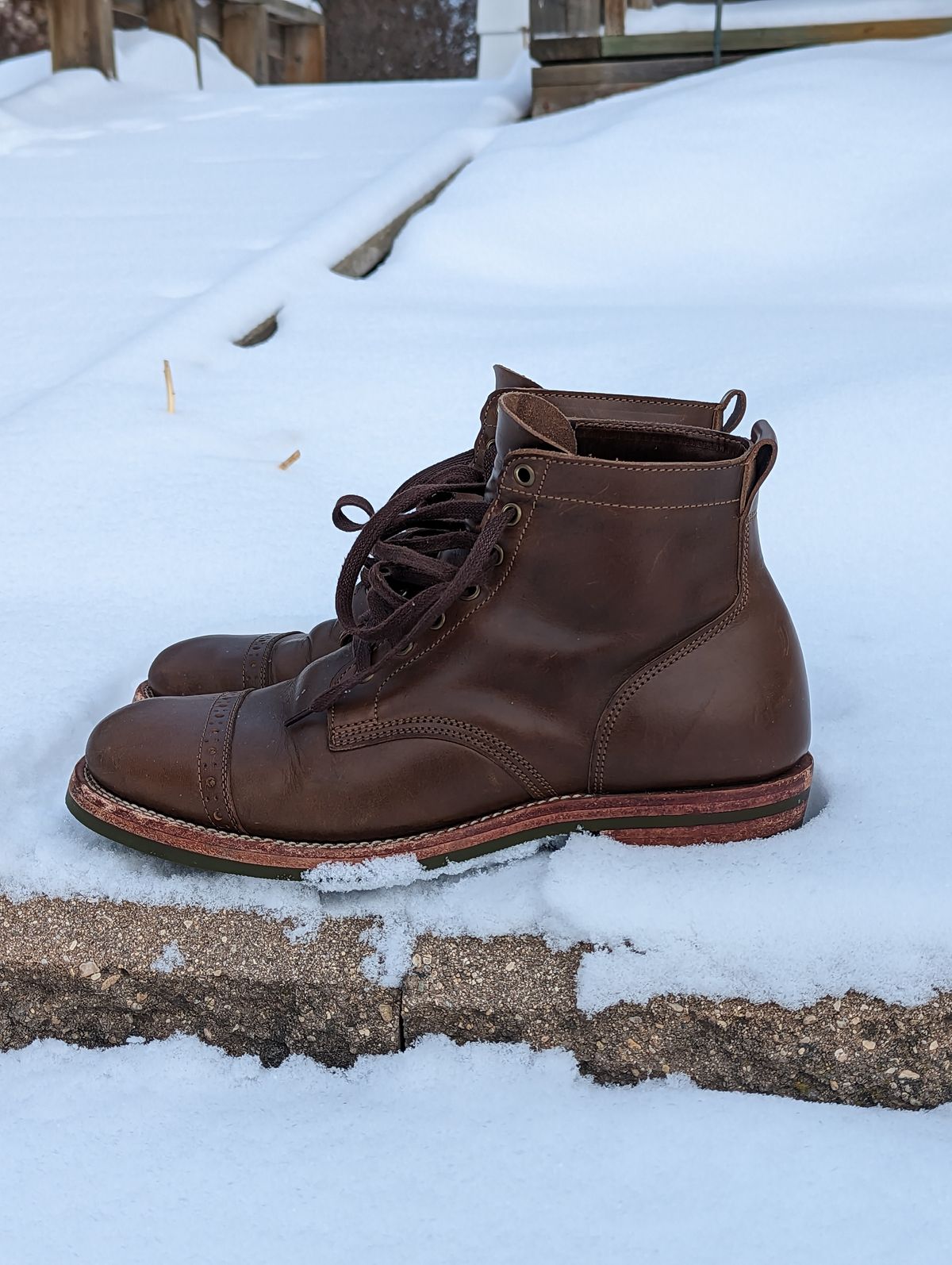 Photo by zangazanga on February 2, 2023 of the Jakkrabbits Service Boot in Horween Olive Chromexcel.