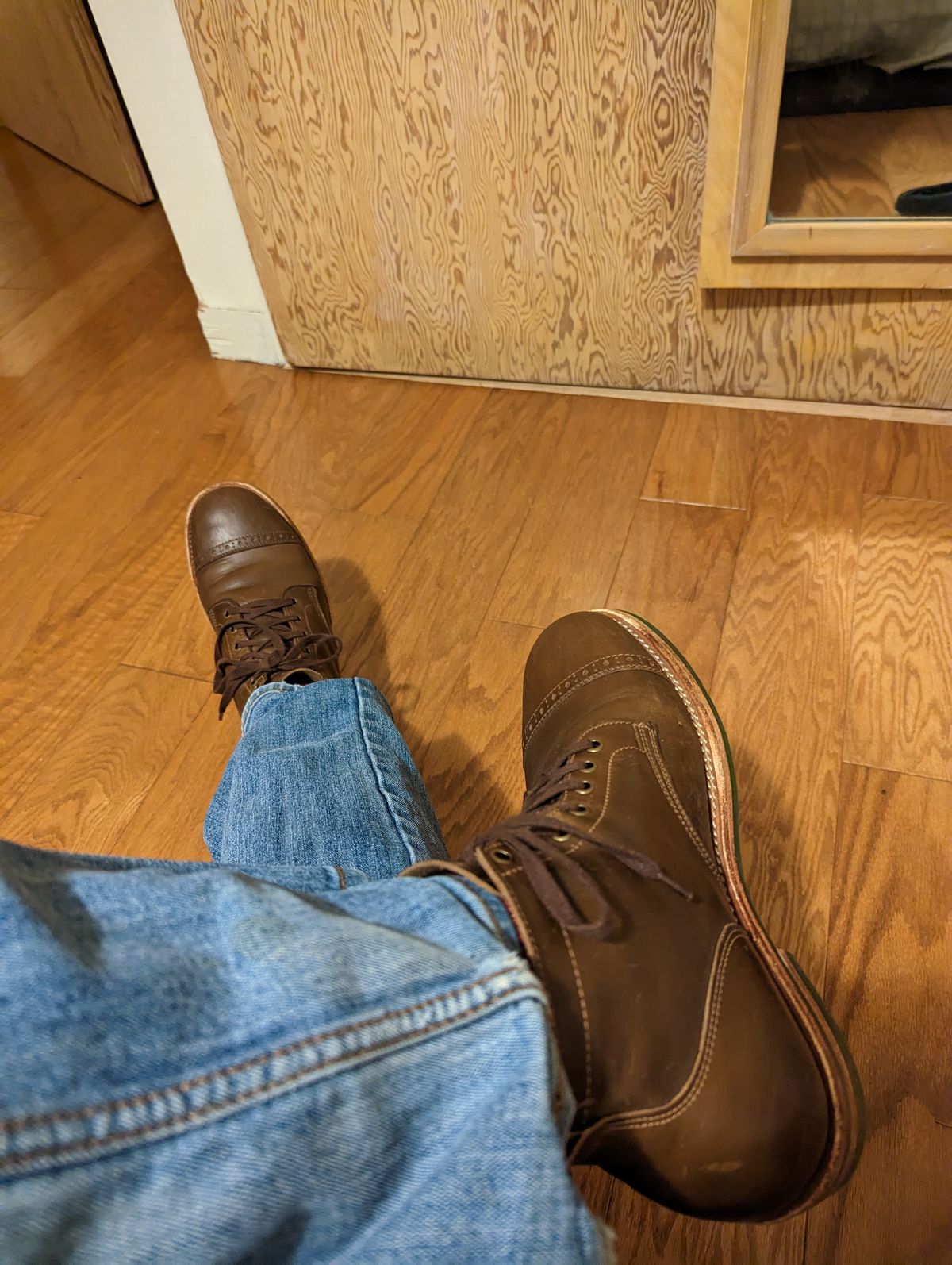 Photo by zangazanga on March 2, 2023 of the Jakkrabbits Service Boot in Horween Olive Chromexcel.