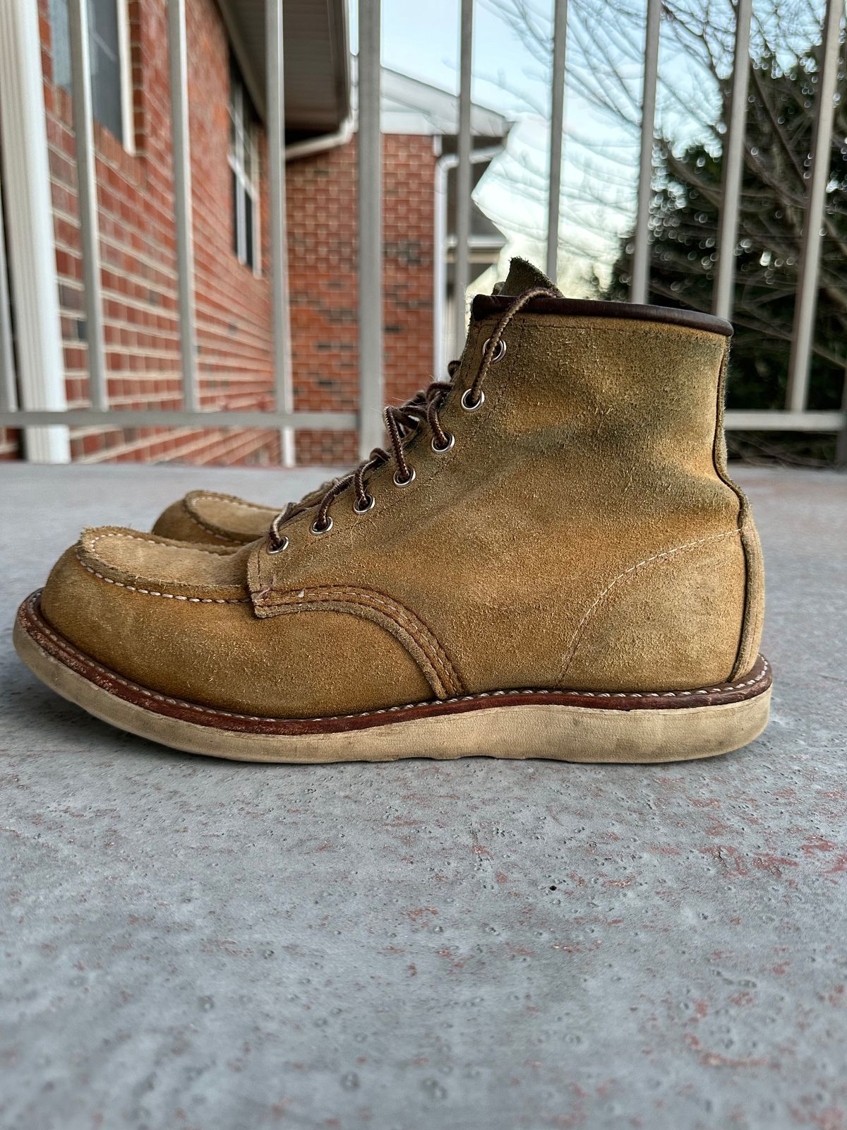 Photo by tmcginness on February 5, 2024 of the Red Wing 6-Inch Classic Moc in S.B. Foot Hawthorne Abilene.