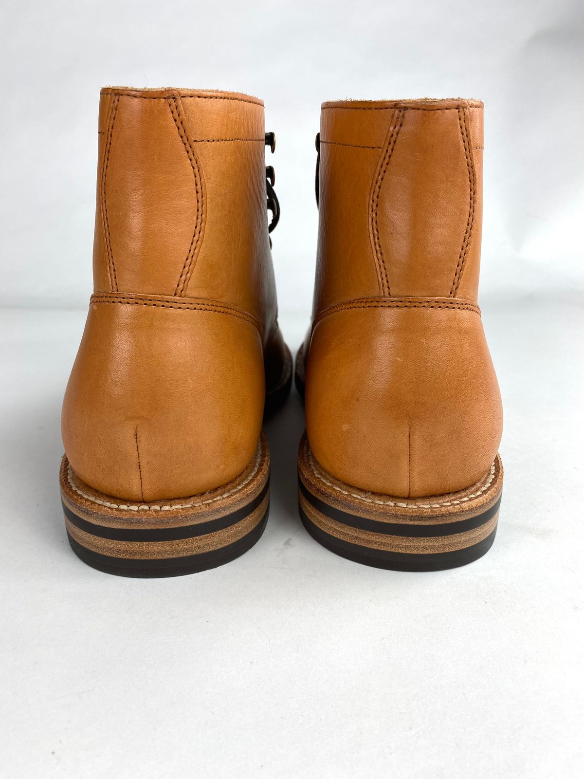 Photo by tmcginness on October 1, 2022 of the Grant Stone Diesel Boot in Horween Natural Essex.